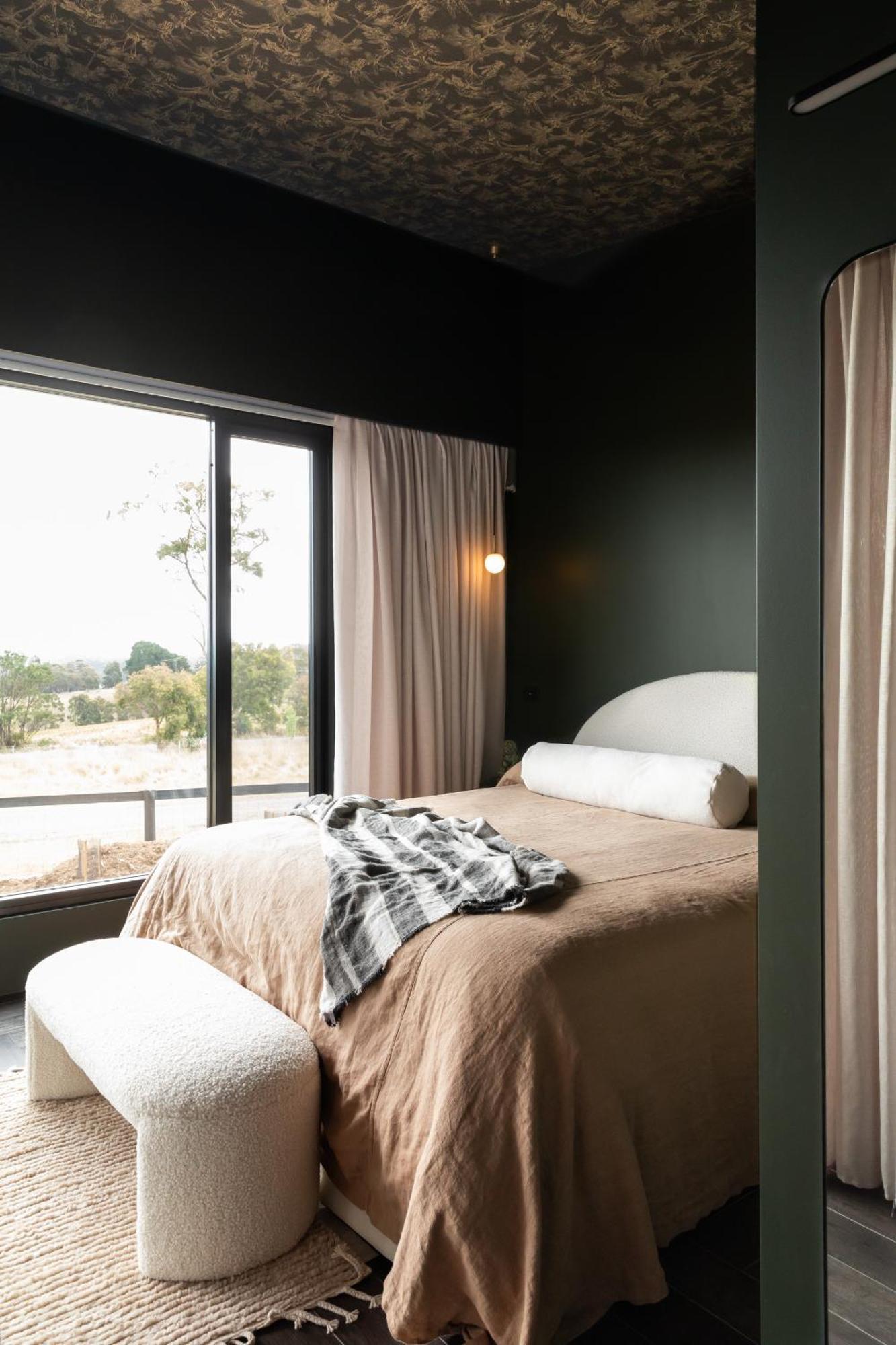 Wherewithal Luxury Suites Carlton Exterior photo